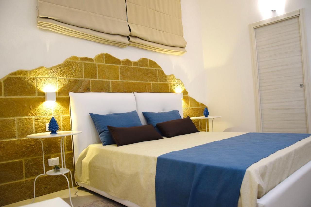 Ospitalita Siciliana Bed & Breakfast Noto Bagian luar foto