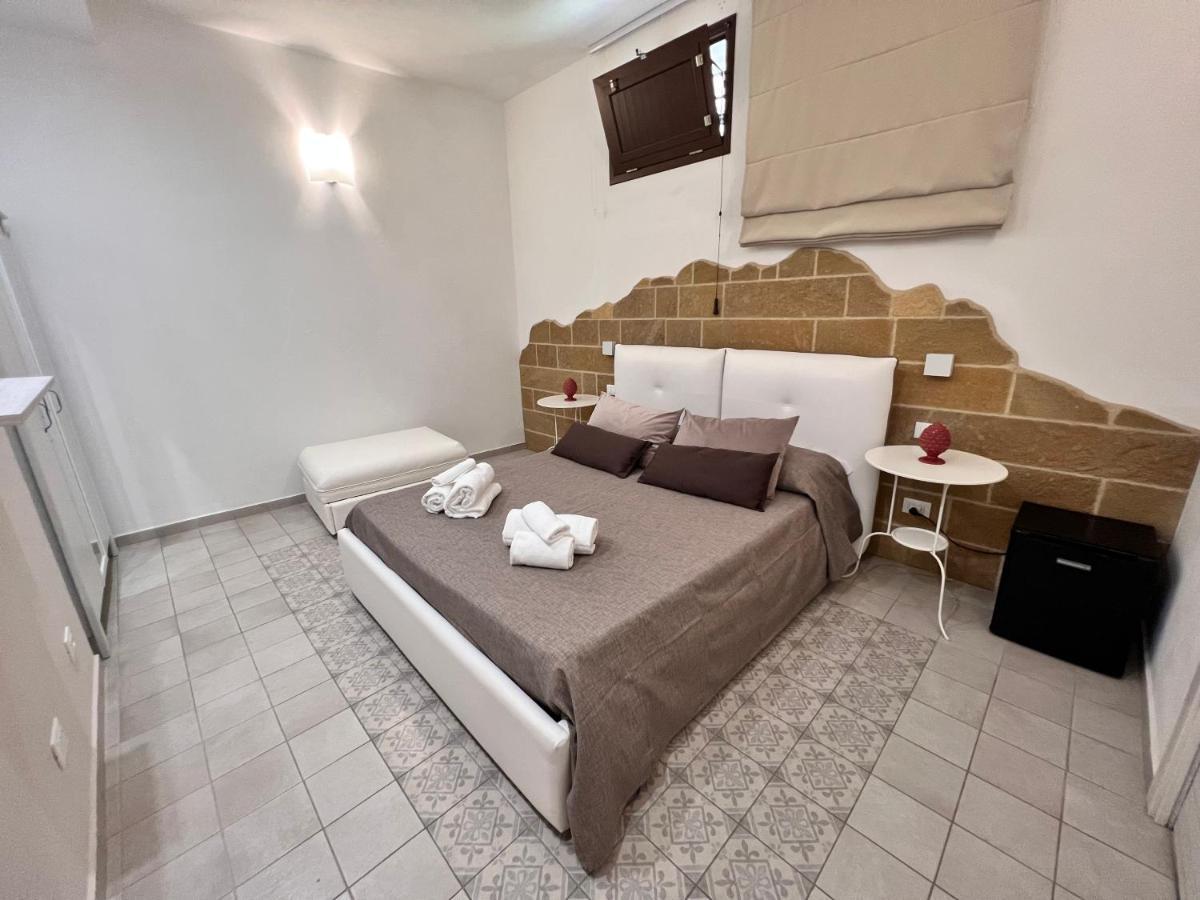 Ospitalita Siciliana Bed & Breakfast Noto Bagian luar foto