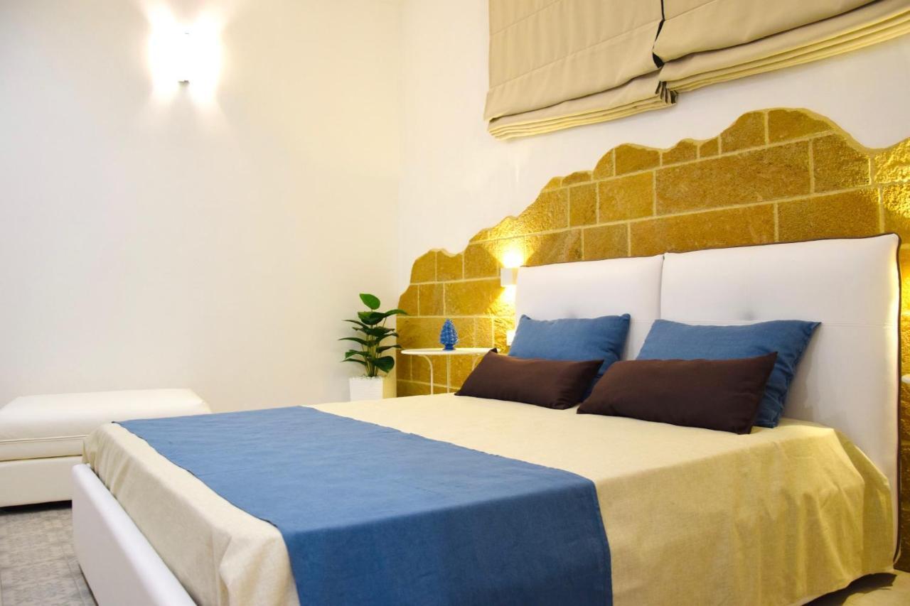 Ospitalita Siciliana Bed & Breakfast Noto Bagian luar foto