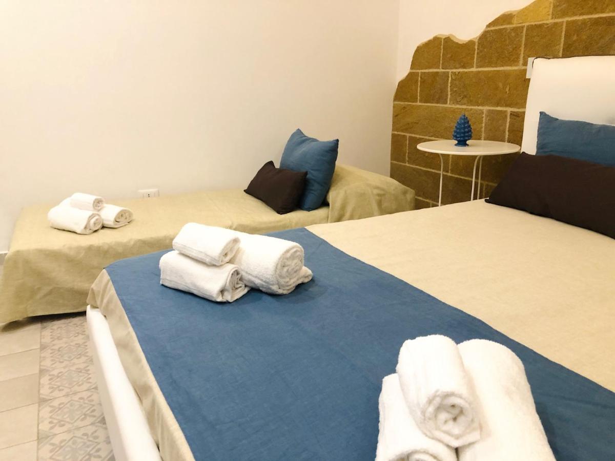 Ospitalita Siciliana Bed & Breakfast Noto Bagian luar foto