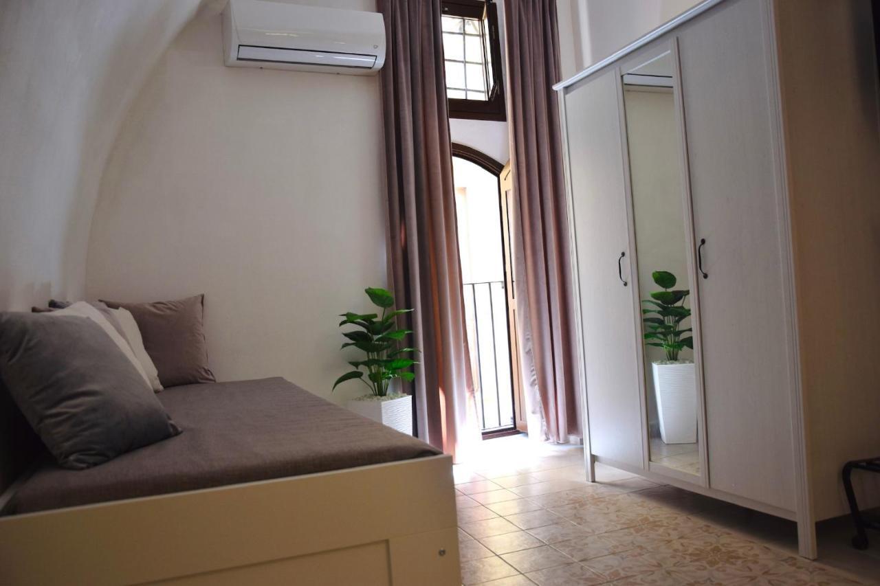 Ospitalita Siciliana Bed & Breakfast Noto Bagian luar foto