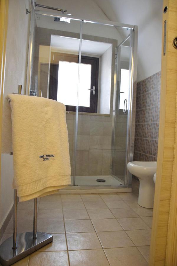 Ospitalita Siciliana Bed & Breakfast Noto Bagian luar foto
