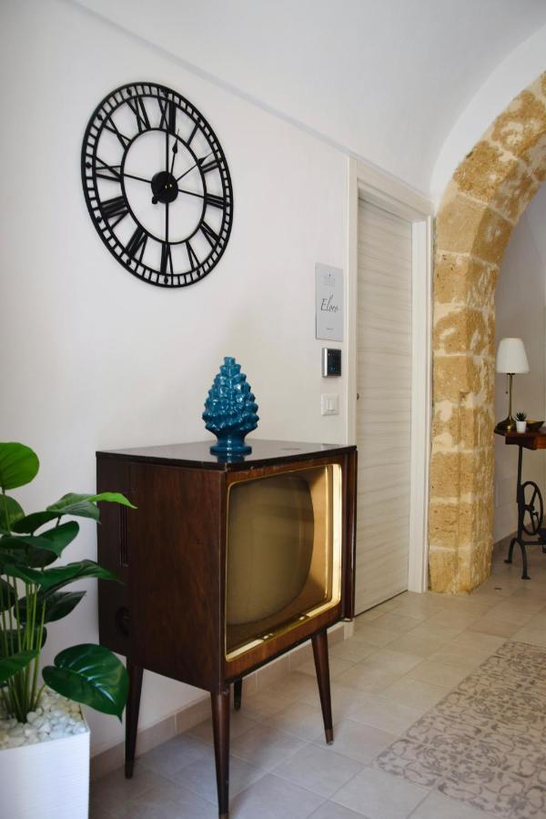 Ospitalita Siciliana Bed & Breakfast Noto Bagian luar foto